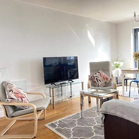 Beach Front Apt With Stunning Sea View Swansea Exteriör bild