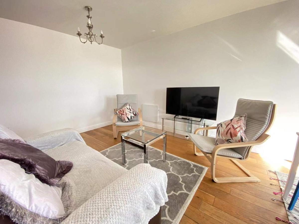 Beach Front Apt With Stunning Sea View Swansea Exteriör bild